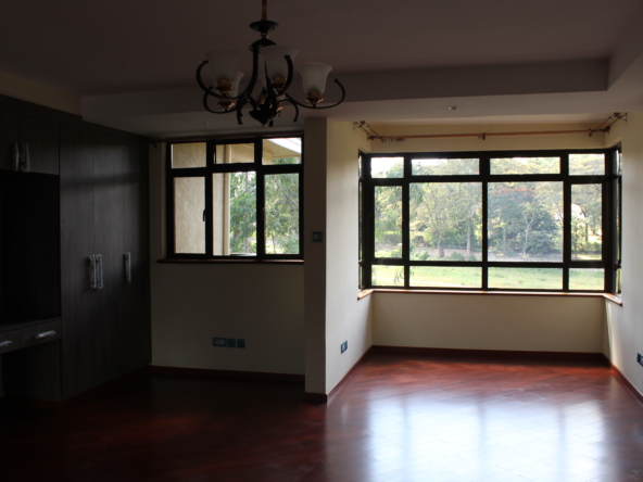 5 Bedroom House For Sale In LAVINGTON